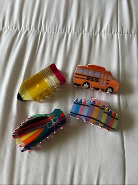 Colorful School Bus and Crayon Kids Hair Clips - Multicolor